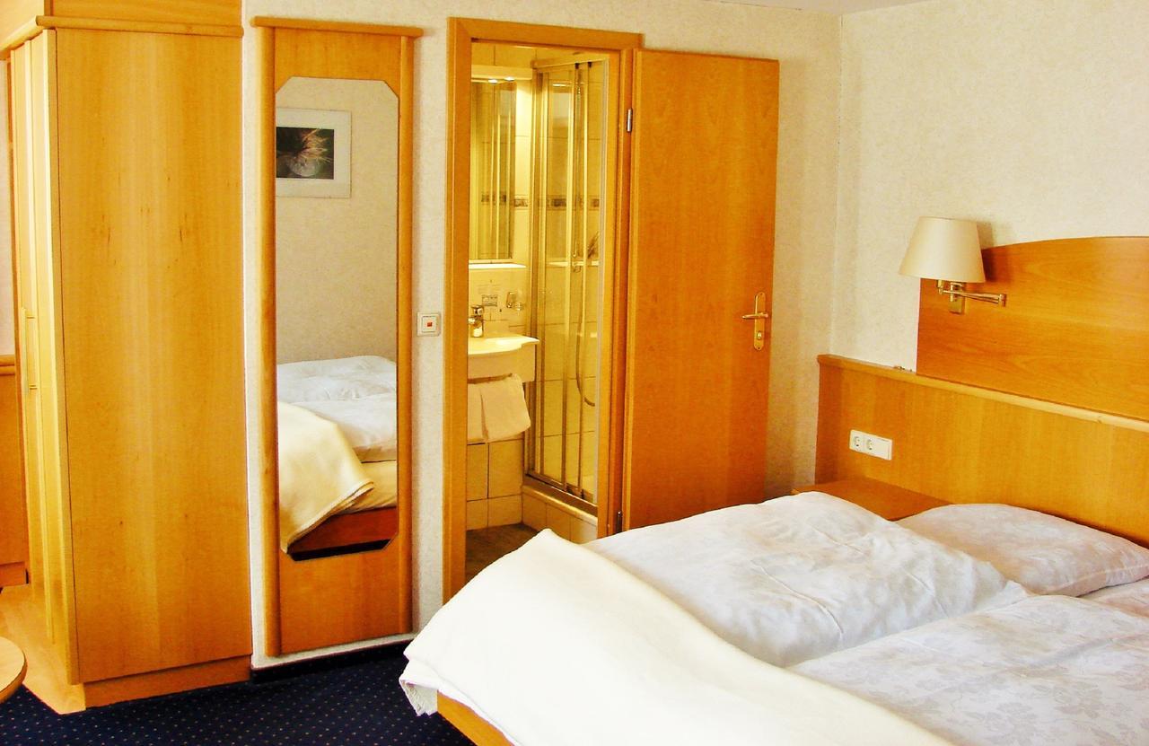 Hotel Gasthof Kreuz Bad Buchau Kültér fotó